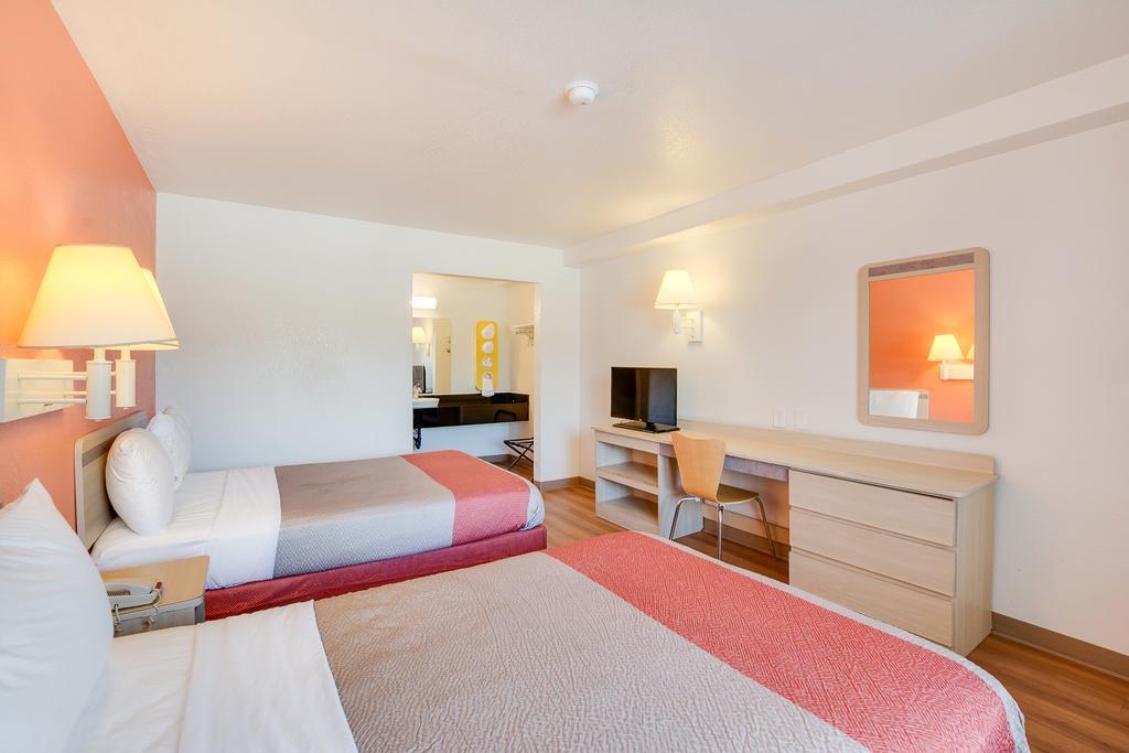 Motel 6-Columbus, Oh - West Экстерьер фото