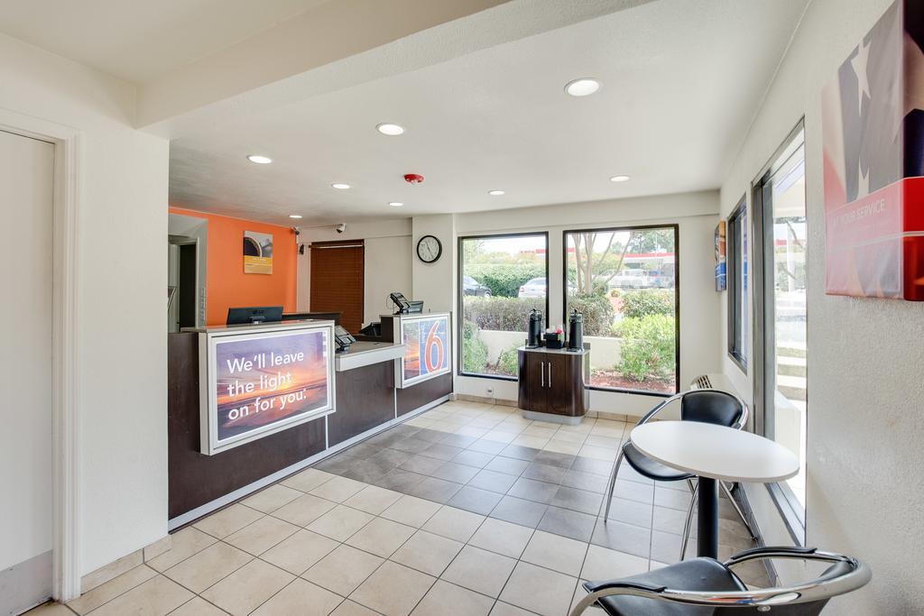 Motel 6-Columbus, Oh - West Экстерьер фото