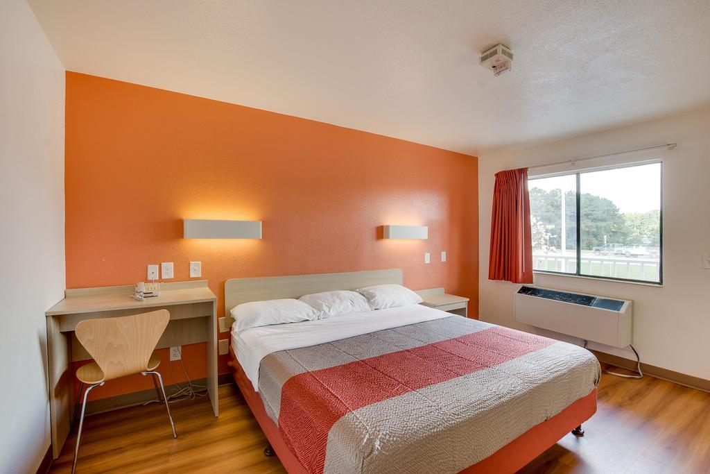 Motel 6-Columbus, Oh - West Экстерьер фото