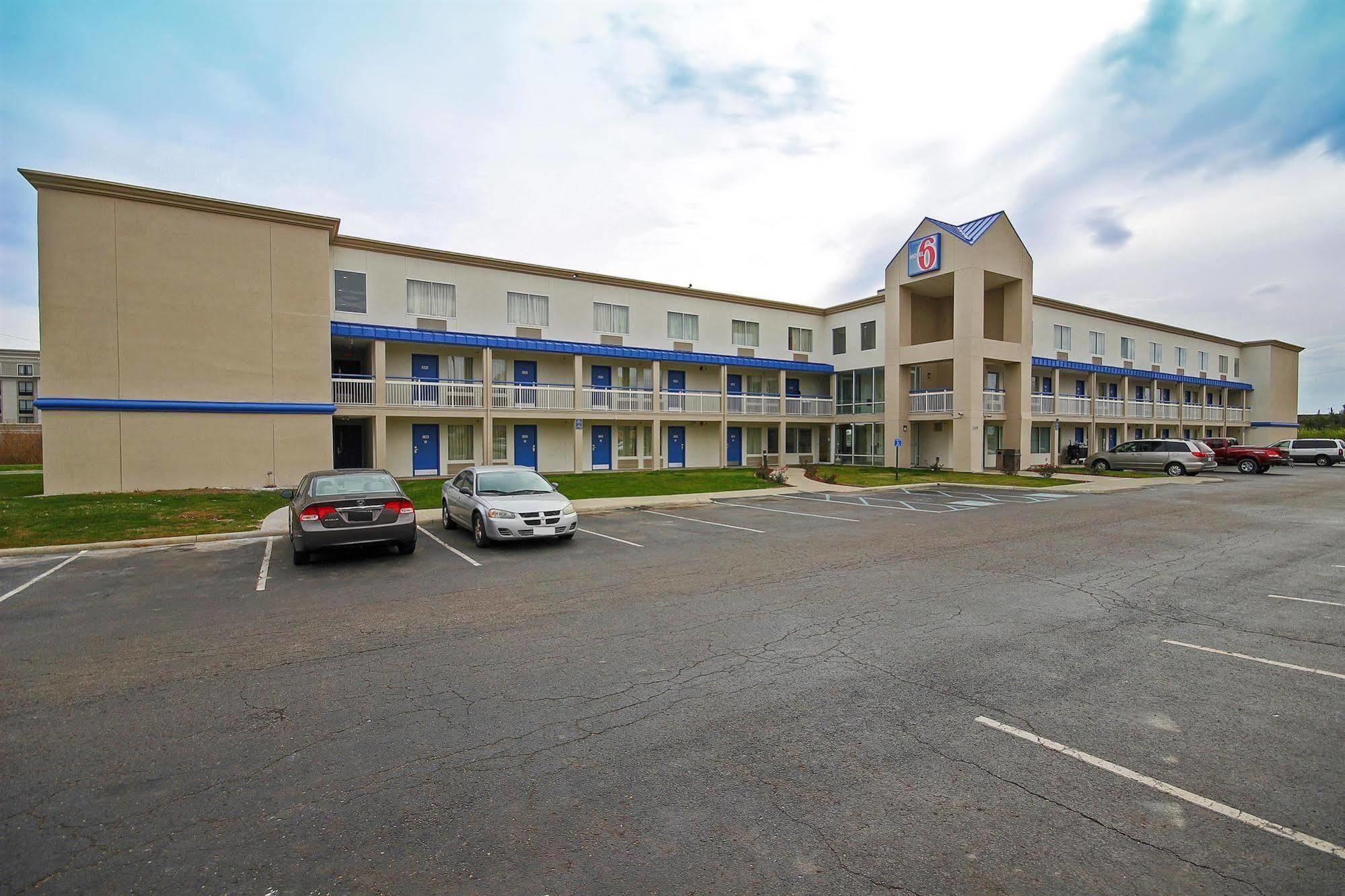 Motel 6-Columbus, Oh - West Экстерьер фото